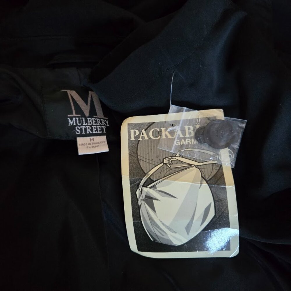 NWT Vintage Mulberry Street black sz Medium hooded trench coat hidden pouch - Picture 3 of 7